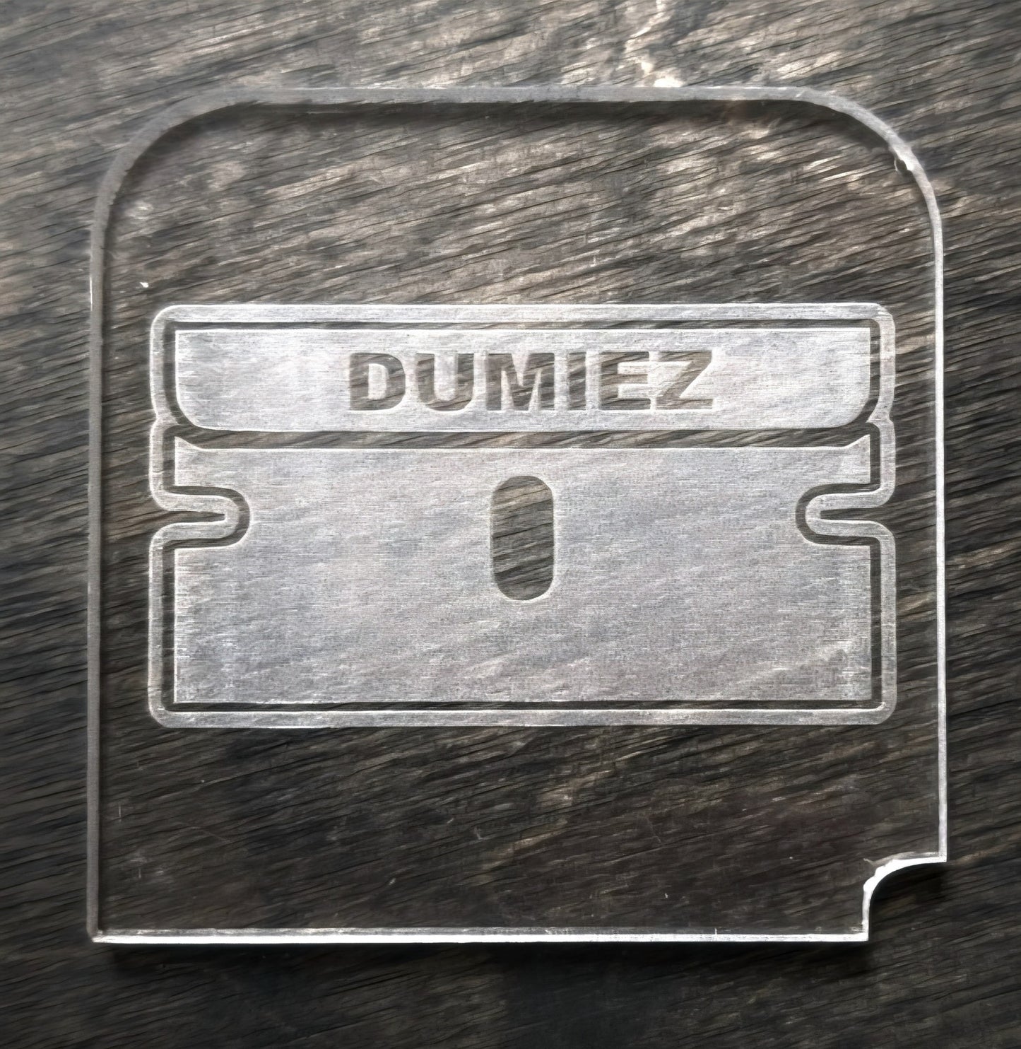 Dumiez Pocket Wax Scraper 2.75"